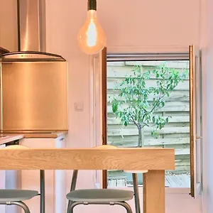 very-pleasant-studio-on-the-ground-floor-with-2-small.hotels-rhonealpes.com/